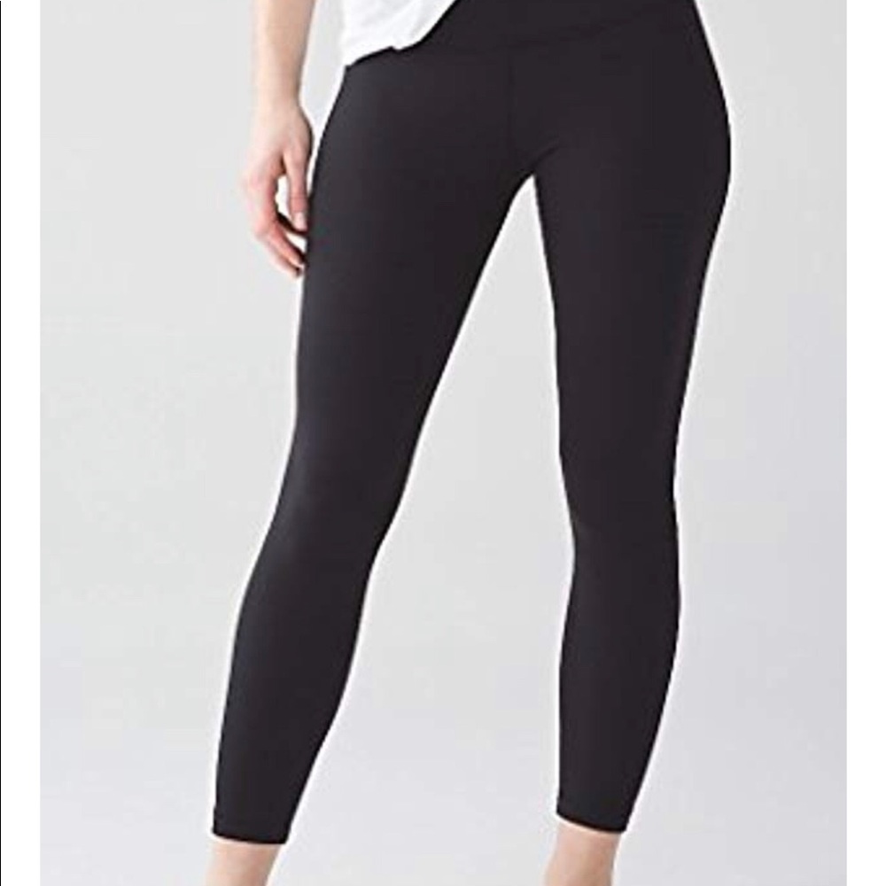 Lululemon black mid rise align 7/8 leggings